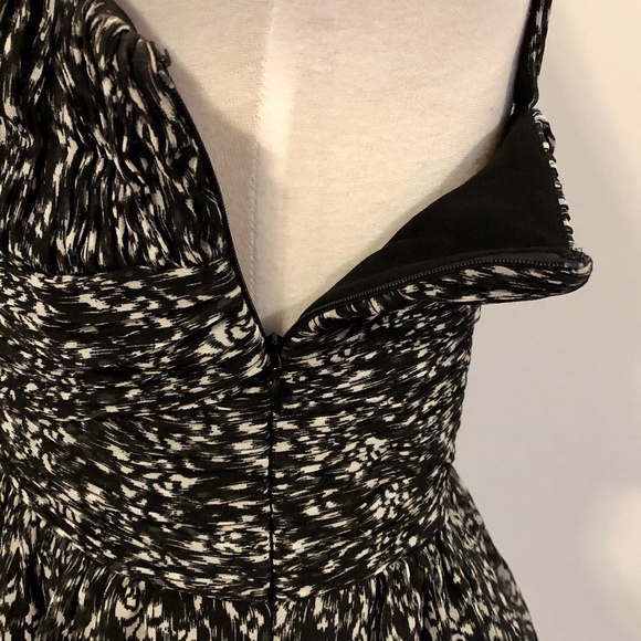 Armani Exchange Black/White Sweetheart Peplum Top - Picture 14 of 15